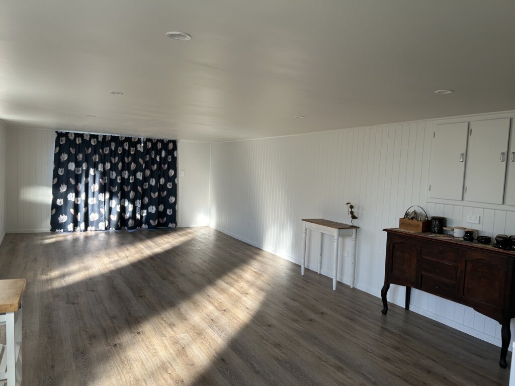 Workroom | Royal Jasmyn House